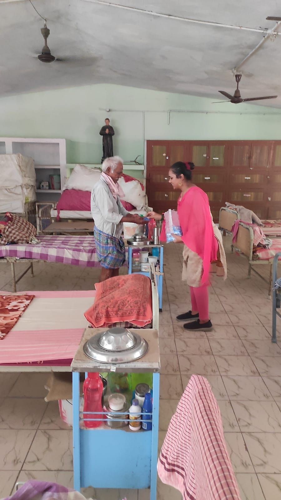 Visit to St.Thomos Oldage Home on 31 st May 2023