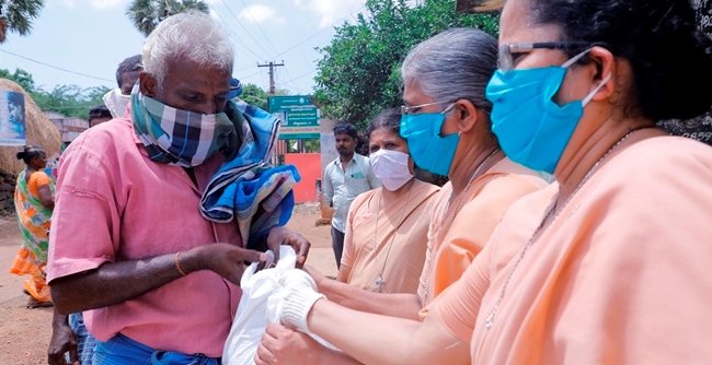 DISTRIBUTION AT THIRUVALLUR DISTRICT