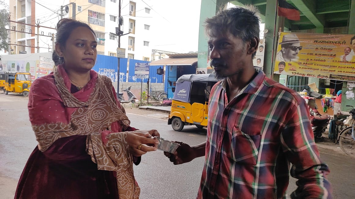 Food distribution-kodambakkam on 8th December