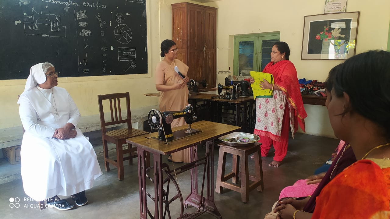 Tailoring Evaluation -02-12-2022