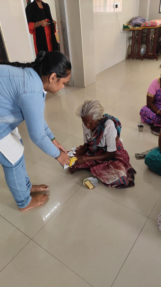 Food Distribution in Destitute Home-Taramani on 25-12-2022