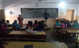 Monitoring Visit to Anmarudai on 24/09/2022.Mr.Praveen Bhaskar discussed about children Parliament.