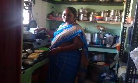 Sindhu Malligai SHG Animator Mrs.Bhuvaneshwari is doing catering service