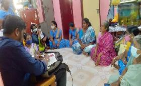 Sindhu Malligai SHG Loan Disbursement Mr.Karthigai Raja Nabfins  Manager and Mr.Arun Vel  Vignesh CSO meet the Group and gave the Loan Card
